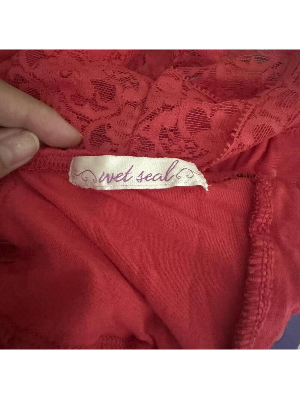 ੈ✩‧₊˚y2k wet seal pink ruched lace trim blouse - Picture 3 of 3